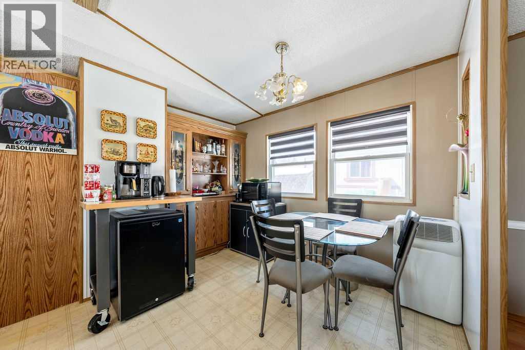 131 Heritage Drive, Okotoks, Alberta  T1S 1M4 - Photo 8 - A2303205