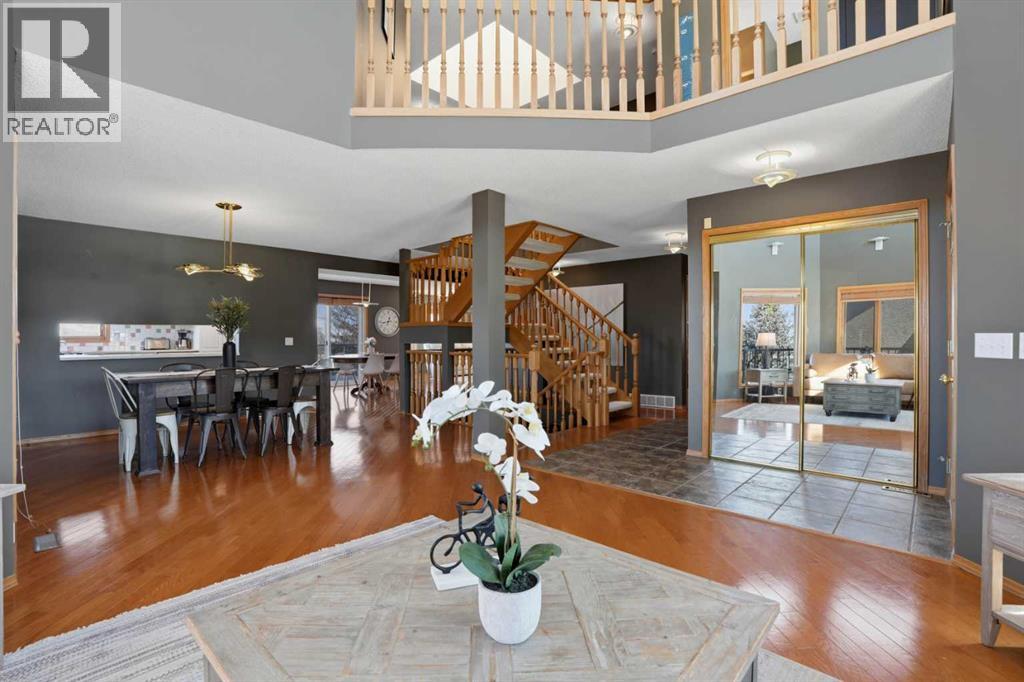 131 Edgebrook Circle Nw, Calgary, Alberta  T3A 5A4 - Photo 5 - A2299171