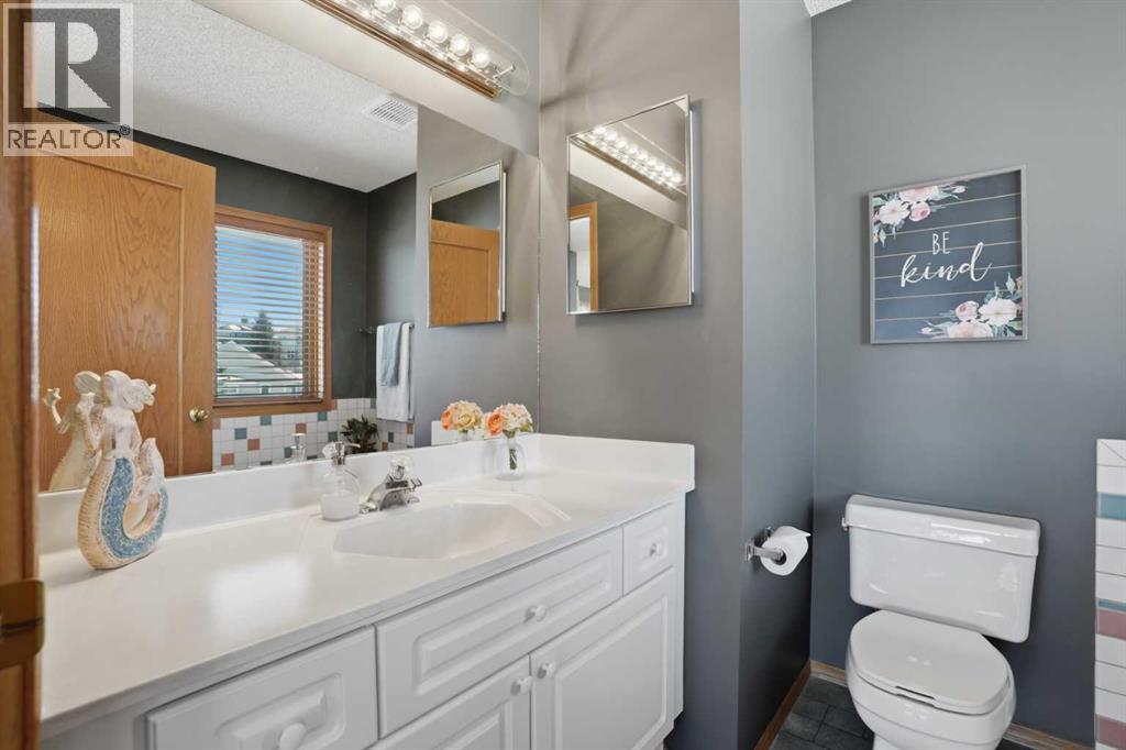 131 Edgebrook Circle Nw, Calgary, Alberta  T3A 5A4 - Photo 28 - A2299171