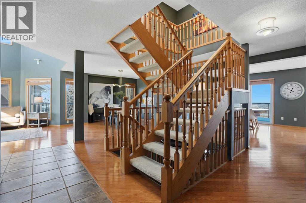 131 Edgebrook Circle Nw, Calgary, Alberta  T3A 5A4 - Photo 19 - A2299171