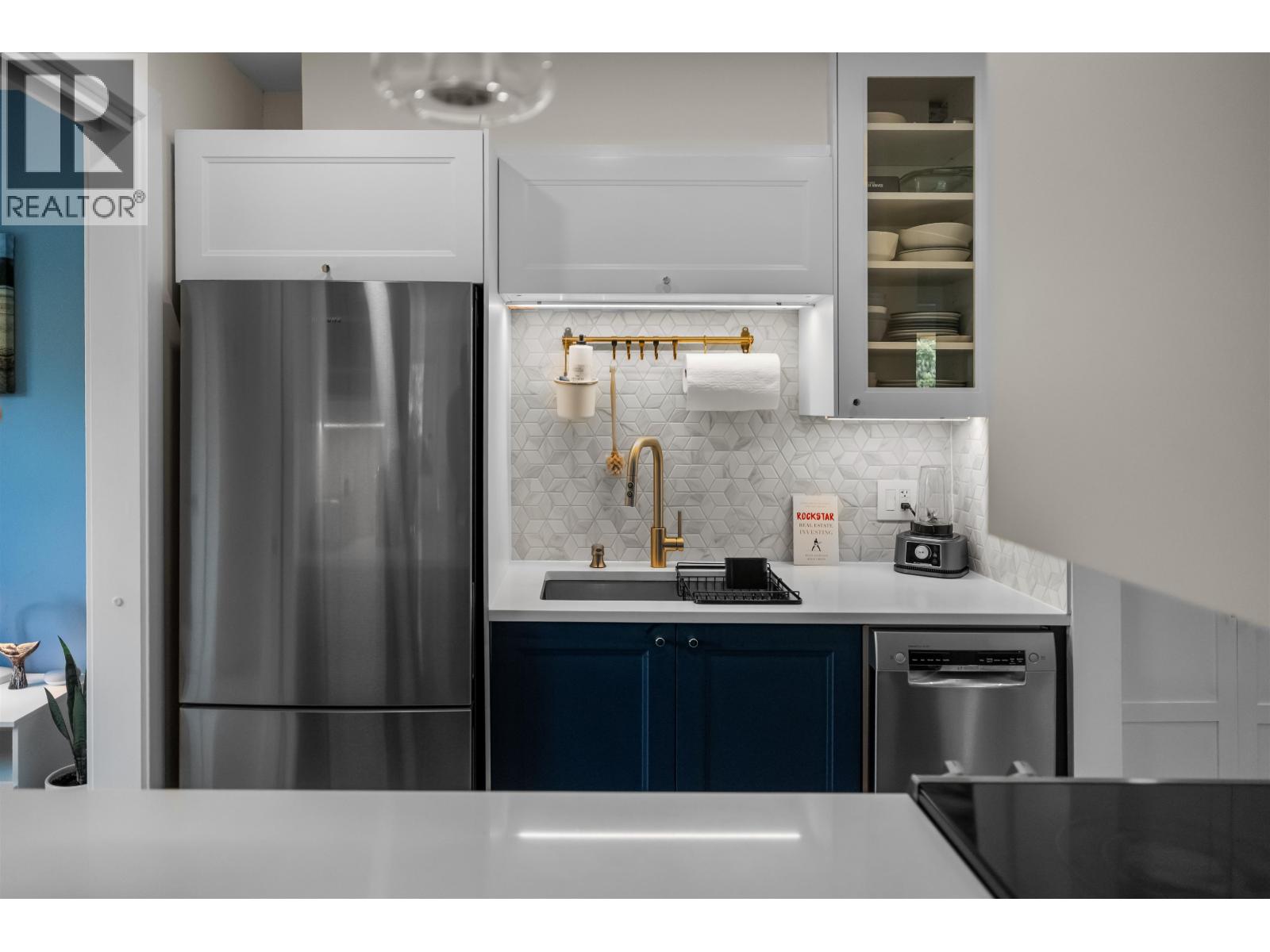 101 2121 W 6th Avenue, Vancouver, British Columbia  V6K 1V5 - Photo 16 - R3107515