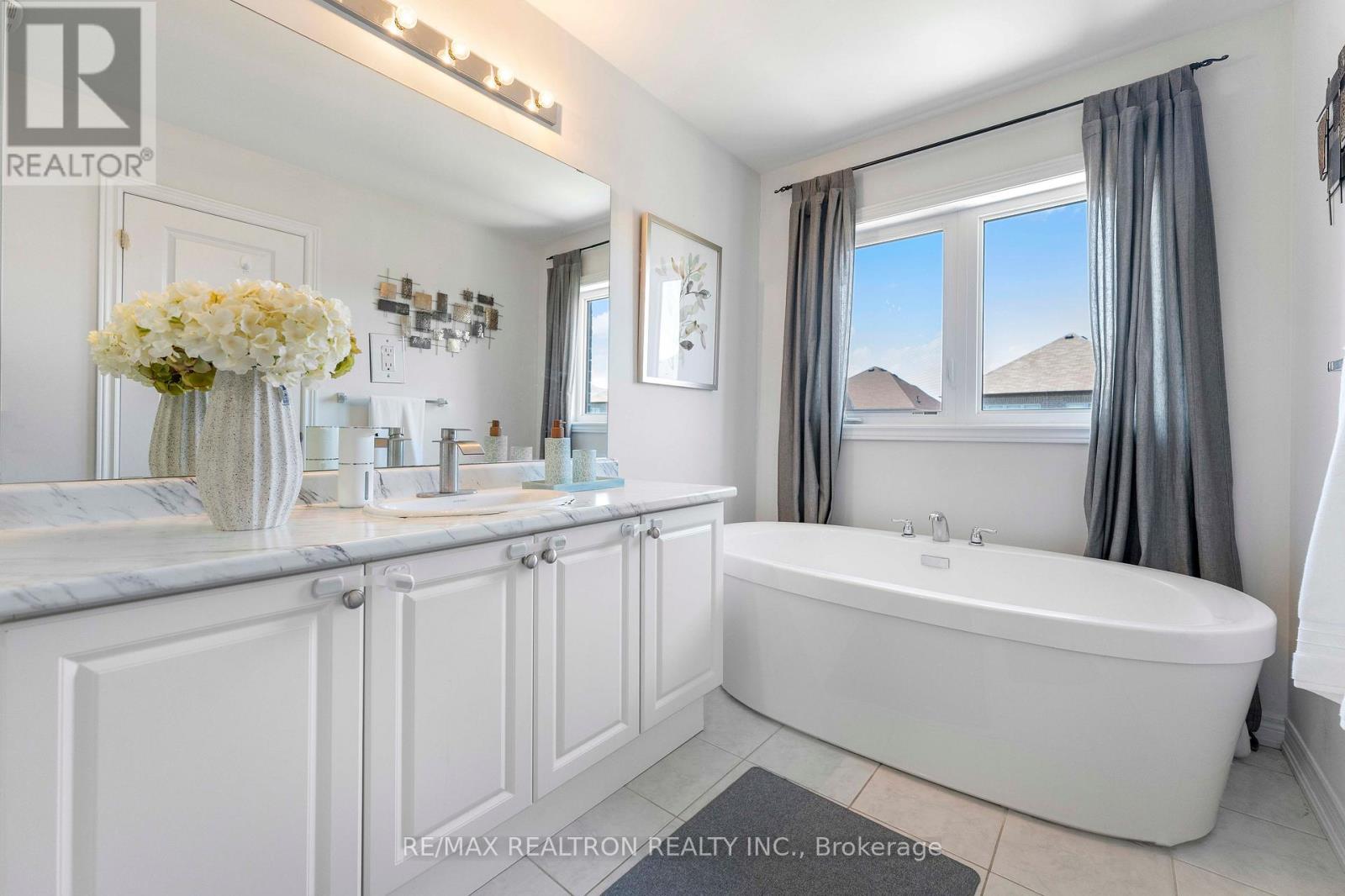 1514 Mcroberts Crescent, Innisfil, Ontario  L9S 4R7 - Photo 23 - N13016770