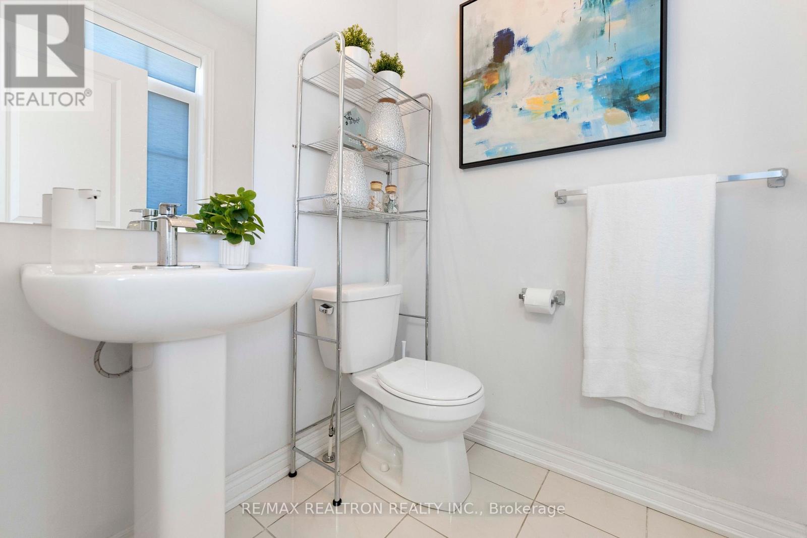 1514 Mcroberts Crescent, Innisfil, Ontario  L9S 4R7 - Photo 5 - N13016770