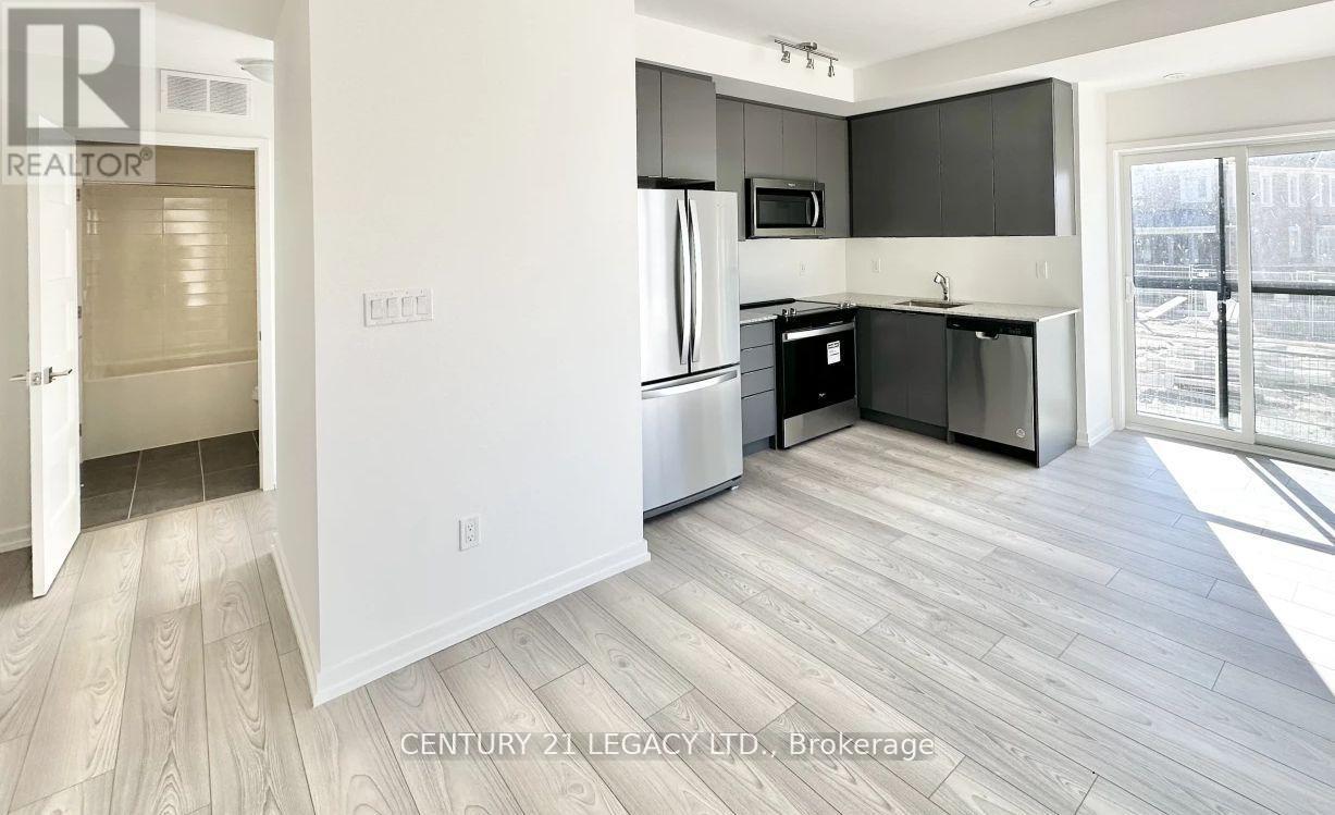 16 - 26 Lytham Green Circle, Newmarket, Ontario  L3Y 0H5 - Photo 4 - N13016778