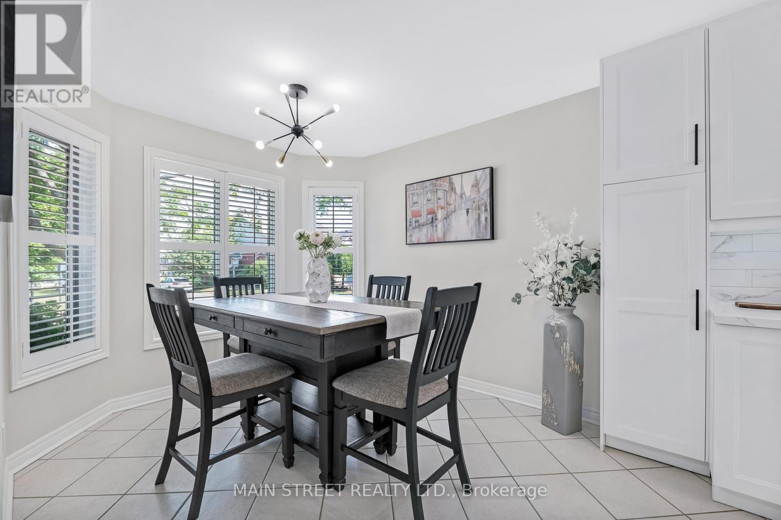 40 Via Amici, New Tecumseth, Ontario  L9R 2B4 - Photo 9 - N13016784