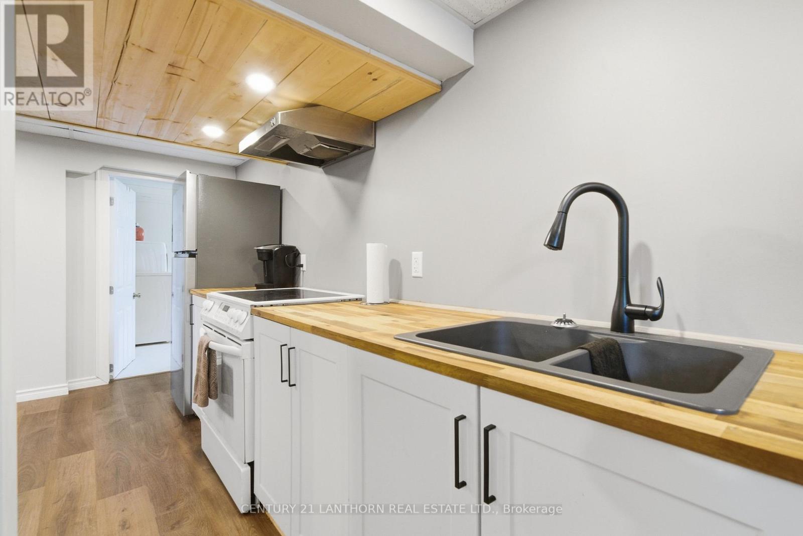 2 Duncan Street, Prince Edward County, Ontario  K0K 1T0 - Photo 24 - X12976498