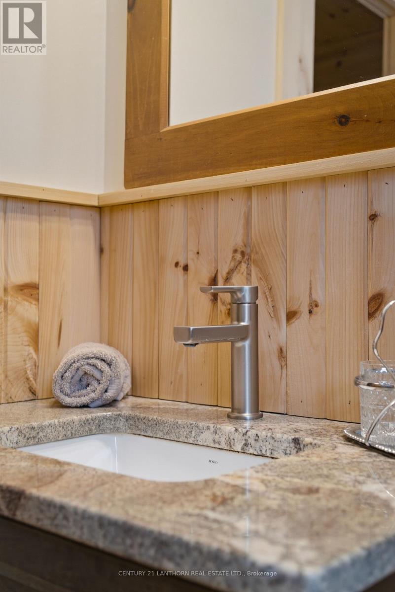 2 Duncan Street, Prince Edward County, Ontario  K0K 1T0 - Photo 17 - X12976498