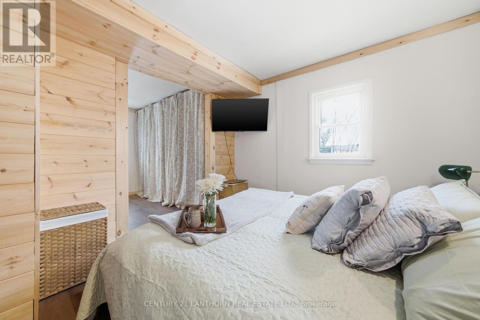 2 Duncan Street, Prince Edward County, Ontario  K0K 1T0 - Photo 20 - X12976498