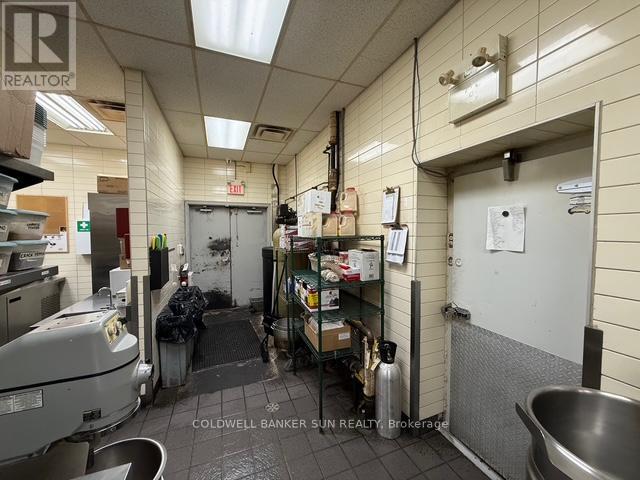 336 Bayfield Street, Barrie, Ontario  L4M 3B9 - Photo 24 - S13016776