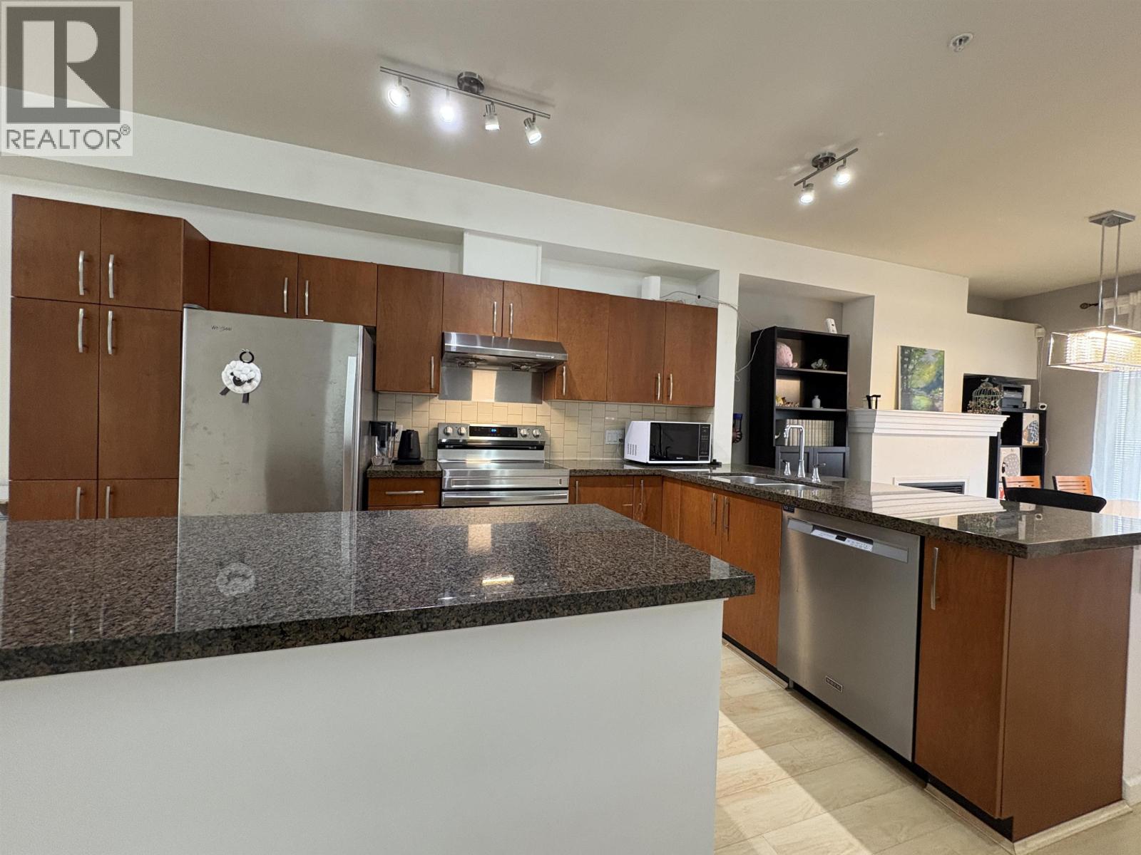 35 935 Ewen Avenue, New Westminster, British Columbia  V3M 0A1 - Photo 9 - R3101882