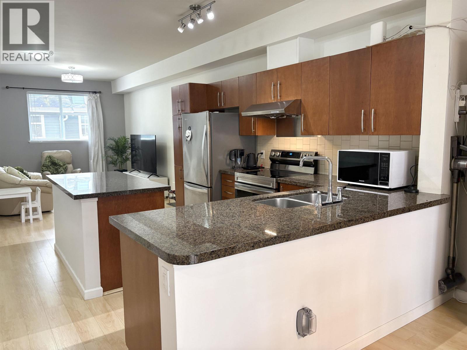 35 935 Ewen Avenue, New Westminster, British Columbia  V3M 0A1 - Photo 10 - R3101882