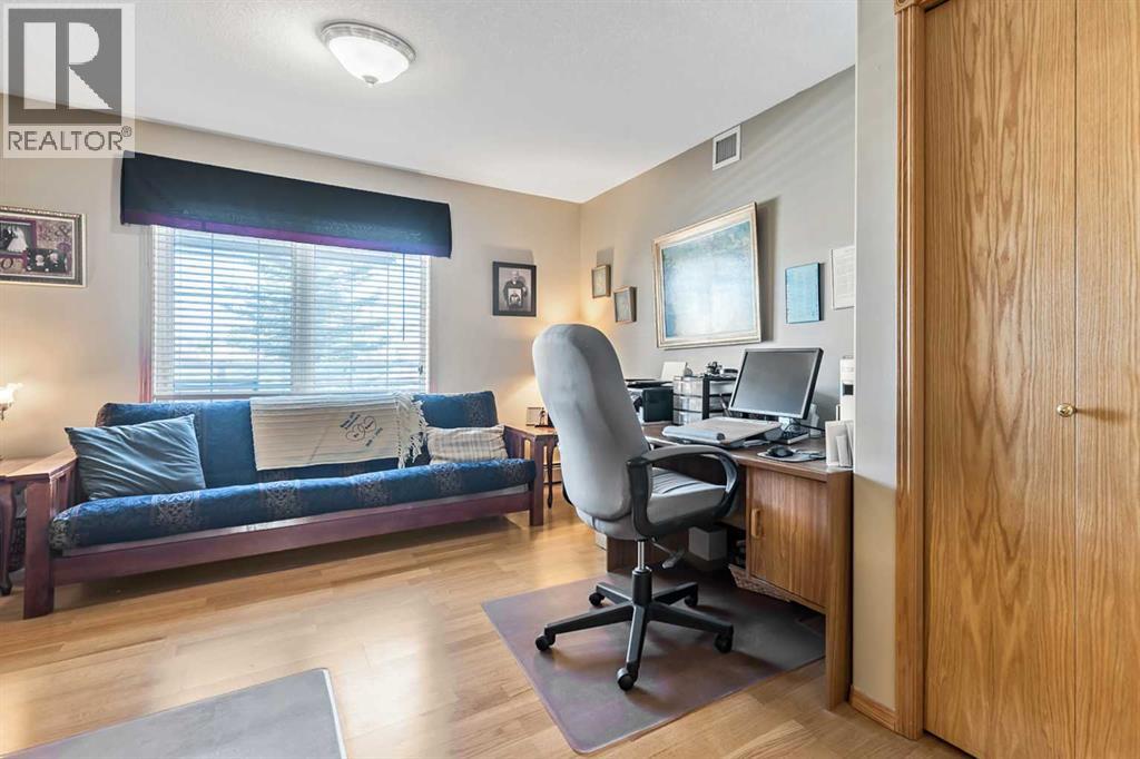 231, 728 Country Hills Road Nw, Calgary, Alberta  T3K 5K8 - Photo 15 - A2301768