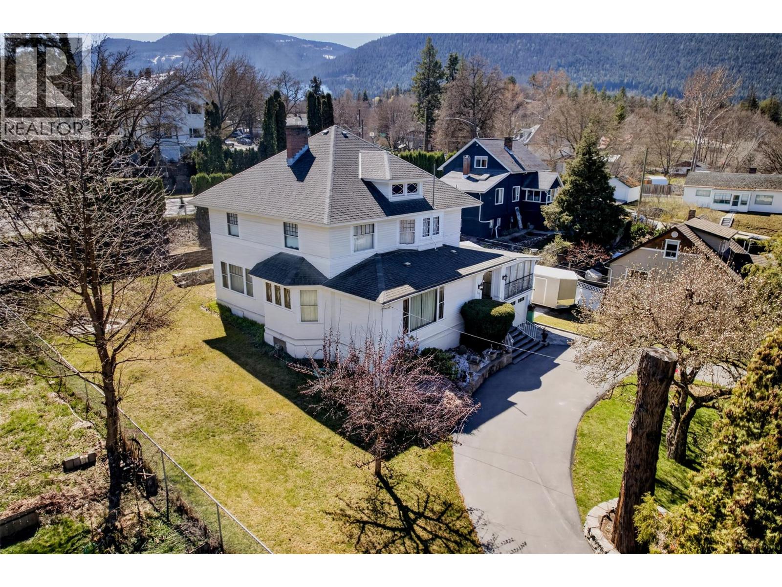 312 Latimer Street, Nelson, British Columbia  V1L 4T6 - Photo 49 - 10383141