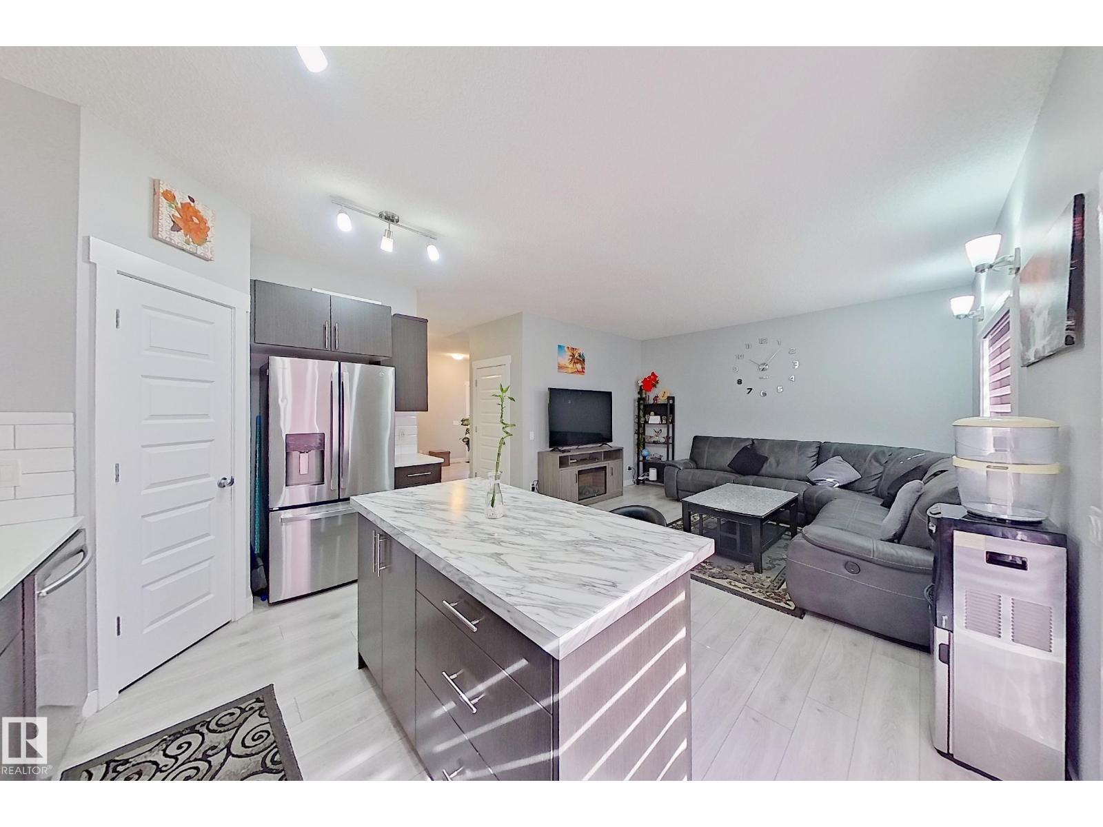 1221 27 St Nw, Edmonton, Alberta  T6T 2J3 - Photo 5 - E4483086