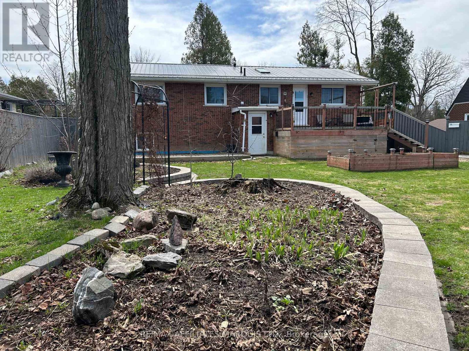 21 Spruce Street, South Stormont, Ontario  K0C 1M0 - Photo 43 - X12757530