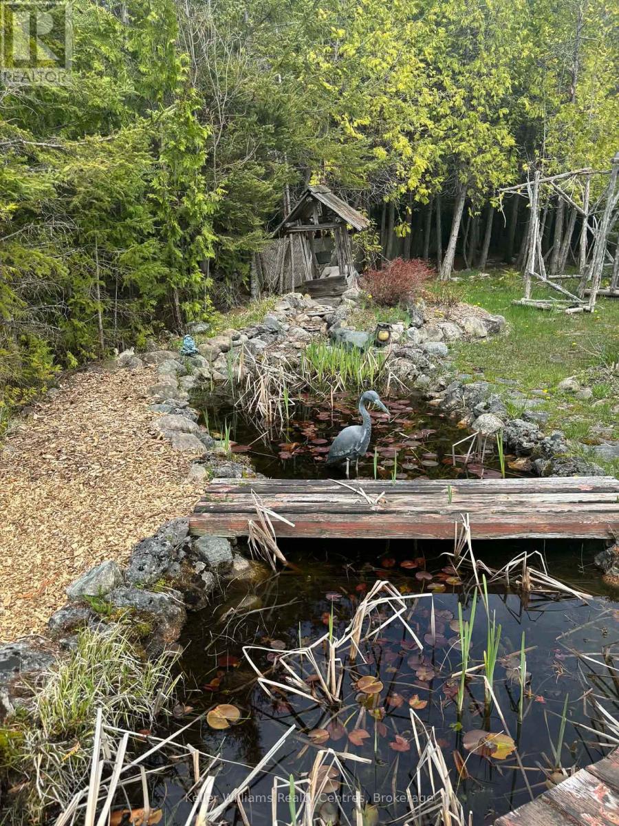 668 Pike Bay Road, Northern Bruce Peninsula, Ontario  N0H 2T0 - Photo 5 - X12967684