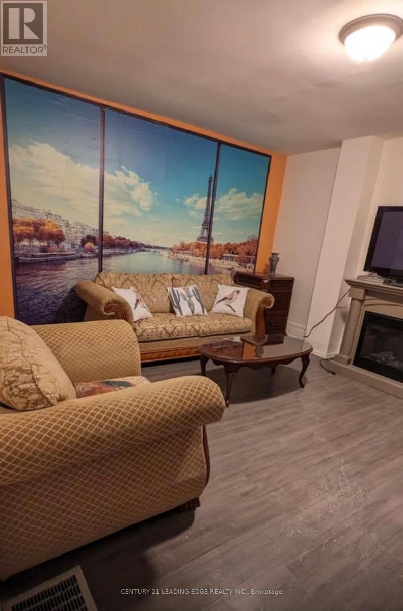 856 Simcoe Street S, Oshawa, Ontario  L1H 4K6 - Photo 14 - E12998266