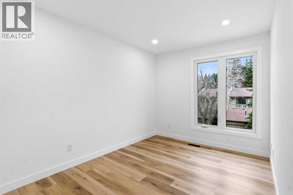 20 Point Mckay Court Nw, Calgary, Alberta  T3B 5B7 - Photo 22 - A2301822