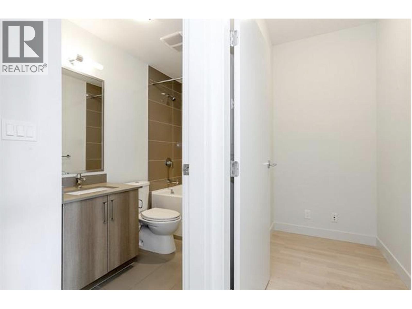 4xx 7058 14th Avenue, Burnaby, British Columbia  V3N 0E6 - Photo 9 - R3111028