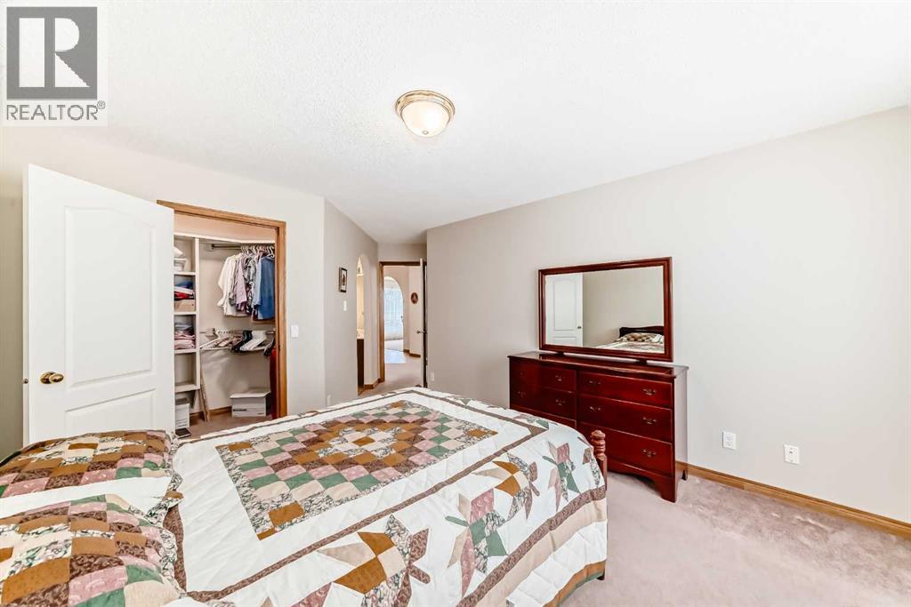 220 Rocky Ridge Villas Nw, Calgary, Alberta  T3G 4R3 - Photo 19 - A2297086