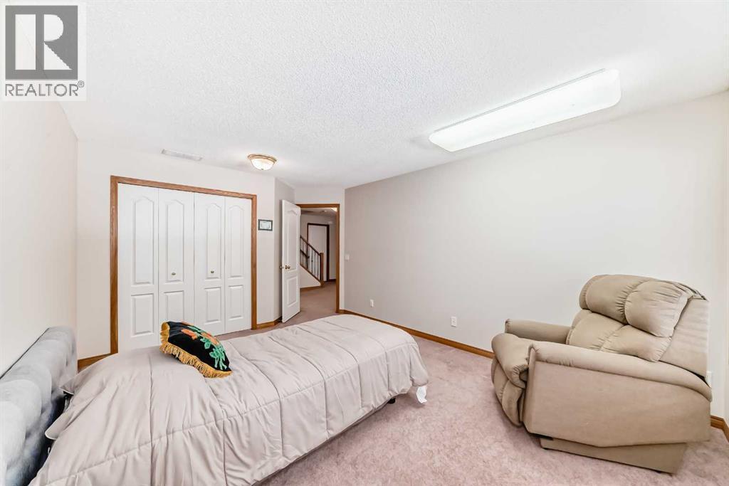 220 Rocky Ridge Villas Nw, Calgary, Alberta  T3G 4R3 - Photo 35 - A2297086