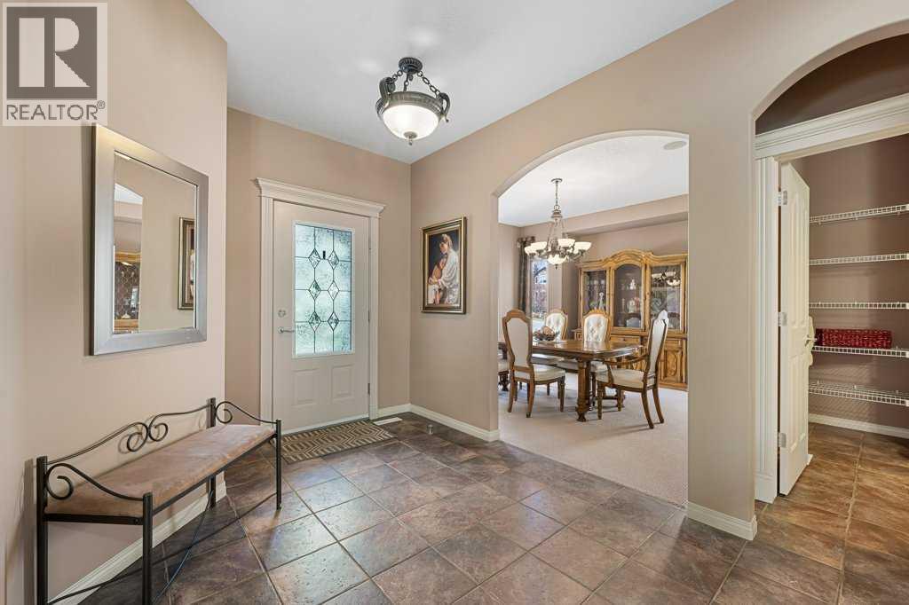 9 Tuscany Glen Way Nw, Calgary, Alberta  T3L 2V8 - Photo 3 - A2302921