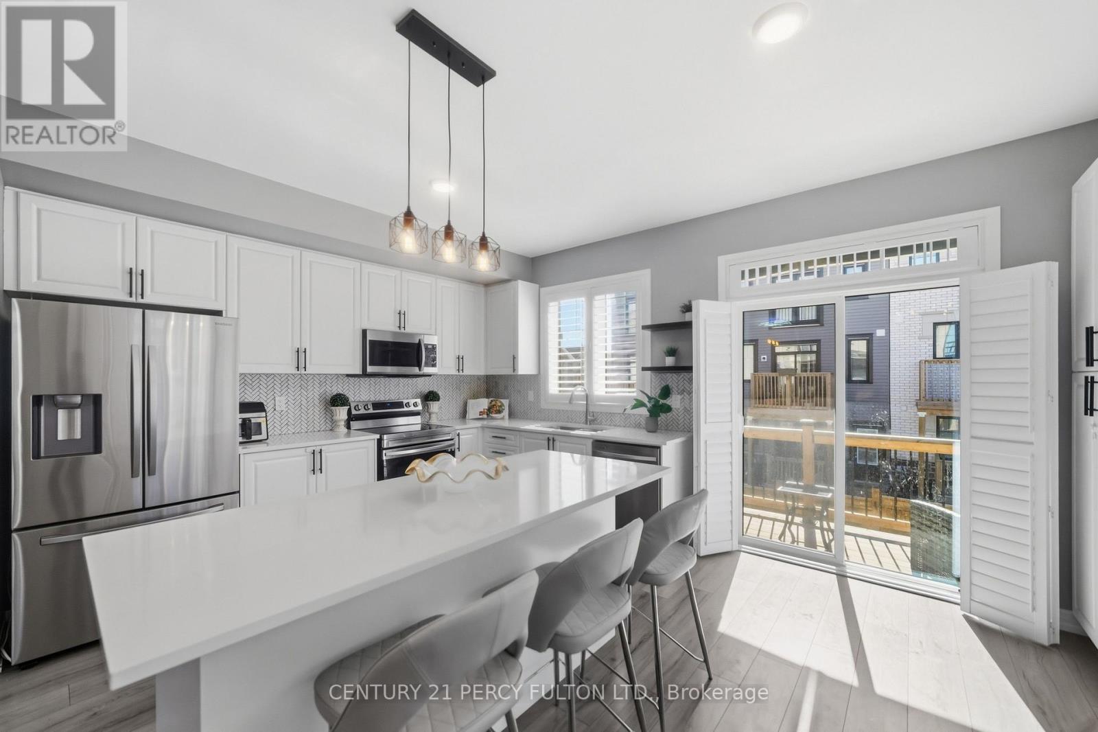 115 Ambereen Place, Clarington, Ontario  L1C 7H5 - Photo 11 - E13016818