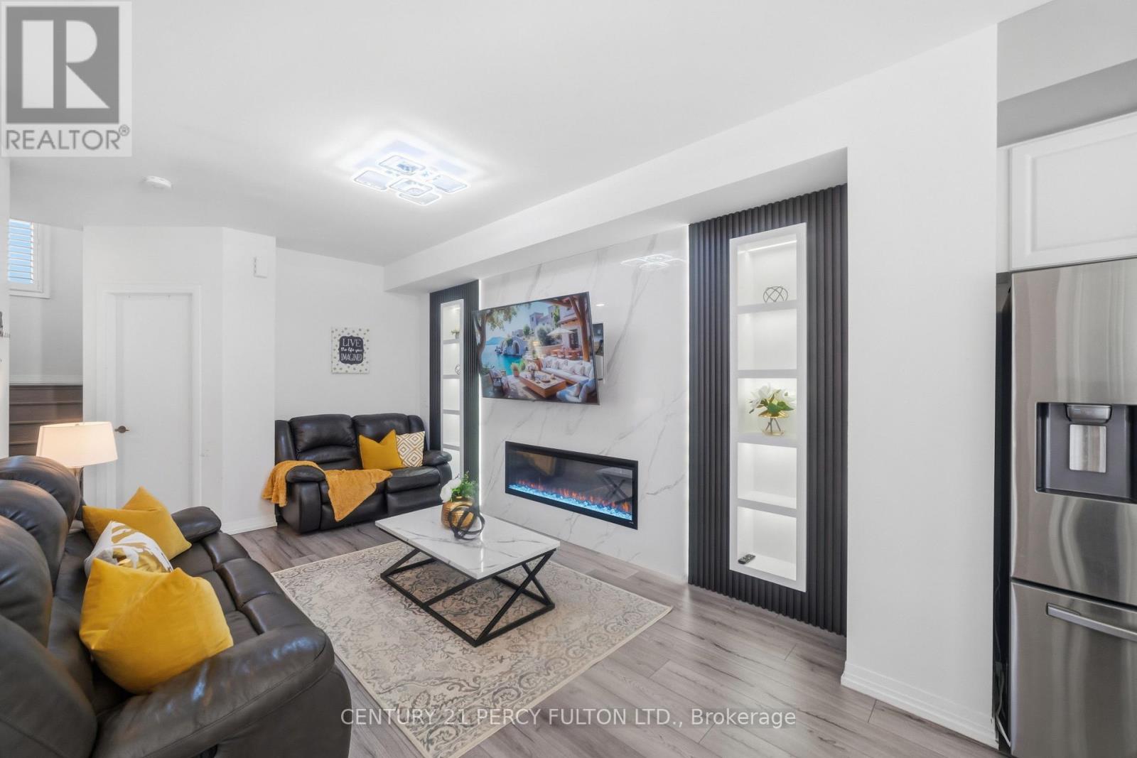 115 Ambereen Place, Clarington, Ontario  L1C 7H5 - Photo 8 - E13016818