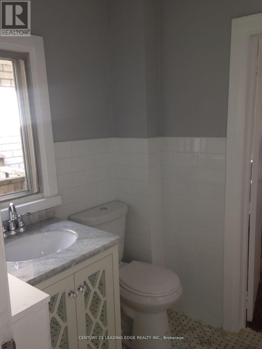 360a Lawrence Avenue W, Toronto, Ontario  M5M 1B7 - Photo 10 - C12665826