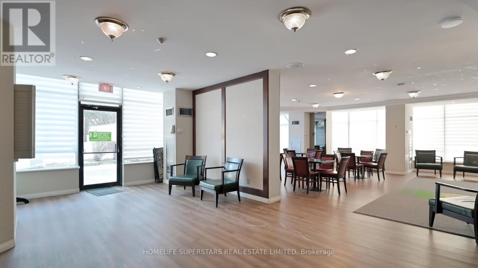 #301 - 26 HANOVER ROAD, Brampton, Ontario