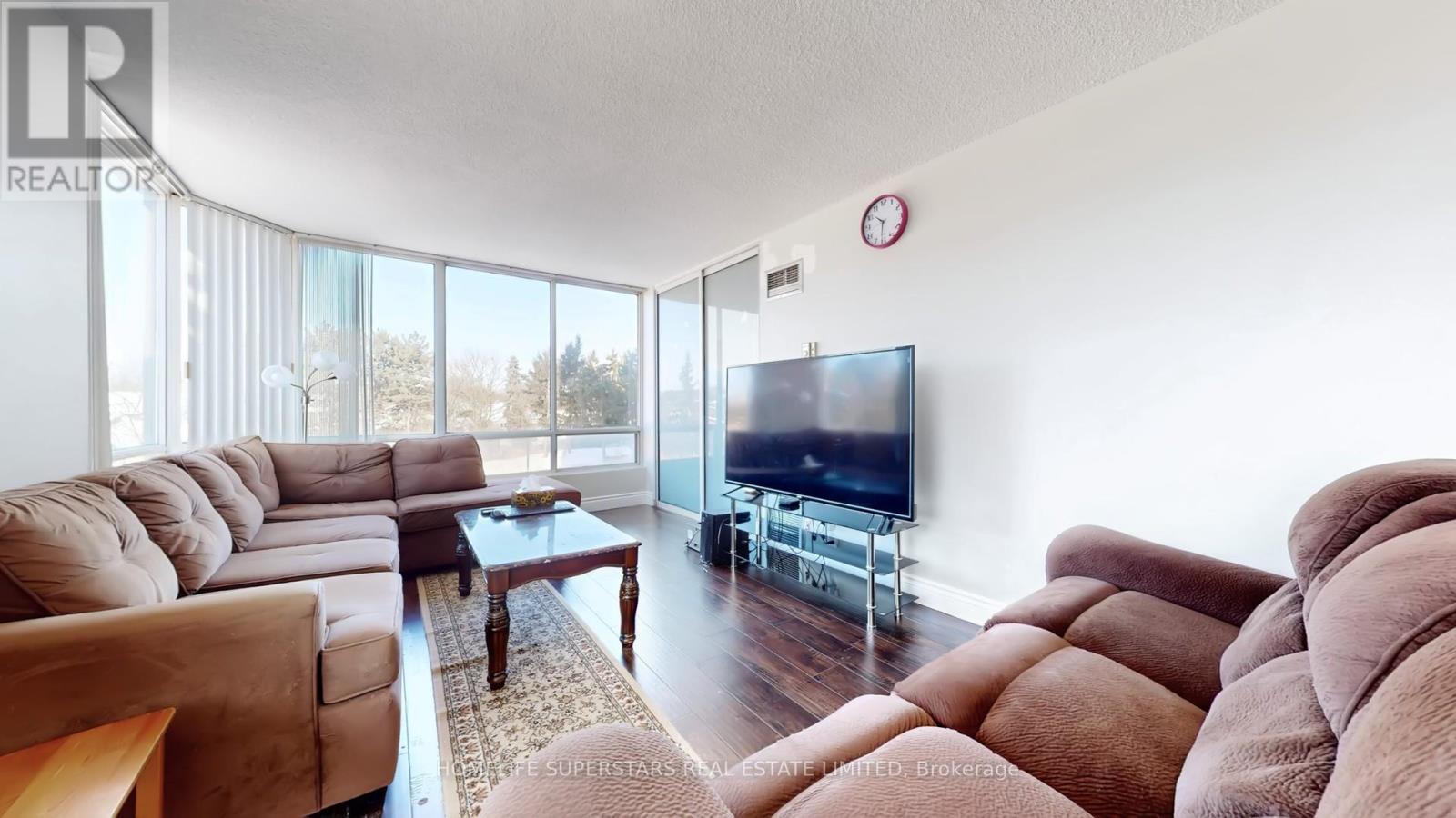 #301 - 26 Hanover Road, Brampton, Ontario  L6S 4T2 - Photo 12 - W13016810