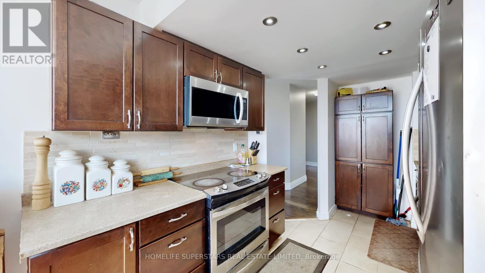 #301 - 26 Hanover Road, Brampton, Ontario  L6S 4T2 - Photo 20 - W13016810