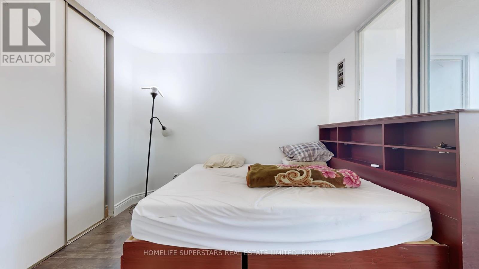 #301 - 26 Hanover Road, Brampton, Ontario  L6S 4T2 - Photo 33 - W13016810