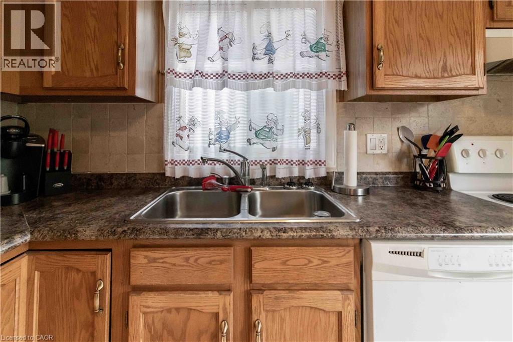 532 Penny Lane, Waterloo, Ontario  N2T 2L2 - Photo 15 - 40821951