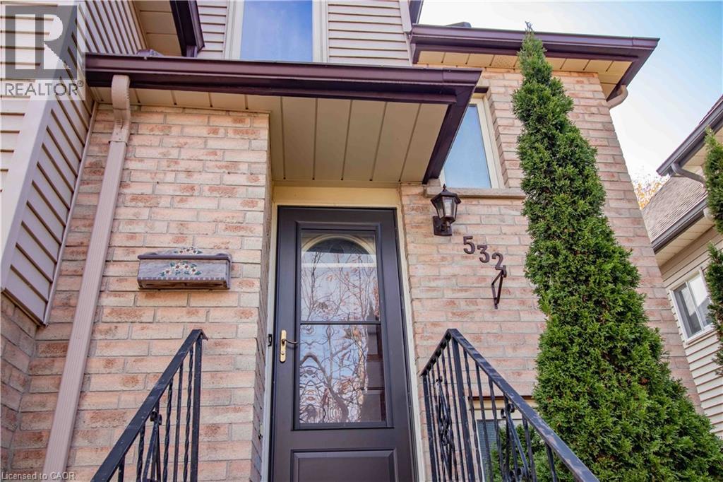 532 Penny Lane, Waterloo, Ontario  N2T 2L2 - Photo 3 - 40821951