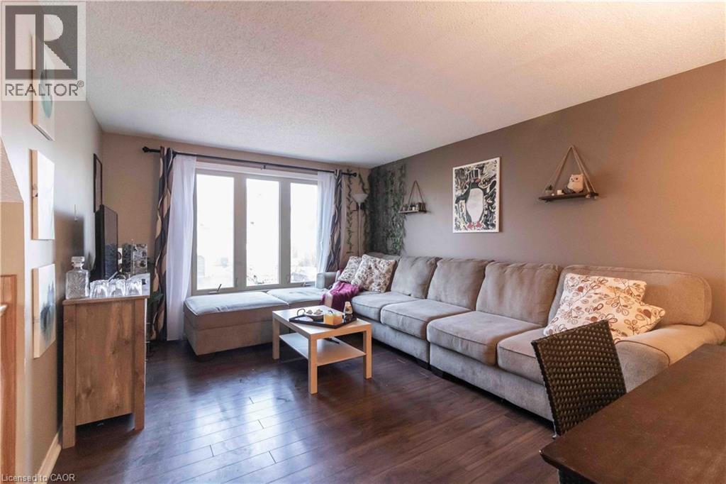 532 Penny Lane, Waterloo, Ontario  N2T 2L2 - Photo 4 - 40821951