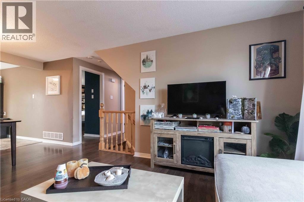 532 Penny Lane, Waterloo, Ontario  N2T 2L2 - Photo 6 - 40821951