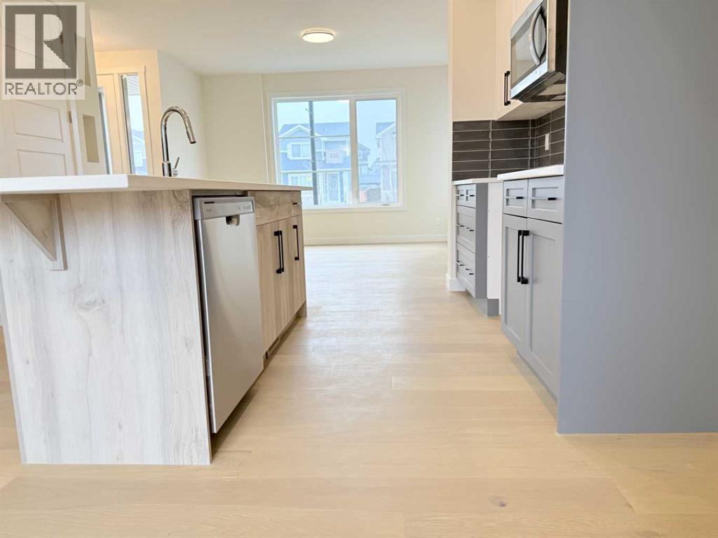 322 Sundown Road, Cochrane, Alberta  T4C 3H2 - Photo 19 - A2193822