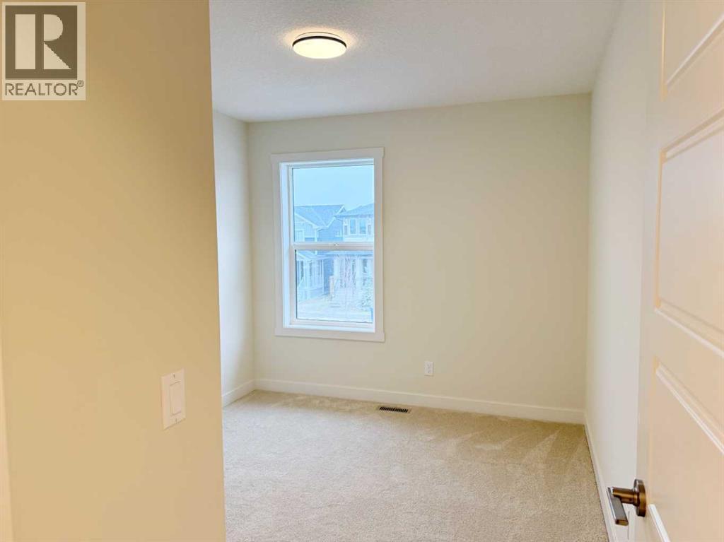 322 Sundown Road, Cochrane, Alberta  T4C 3H2 - Photo 32 - A2193822