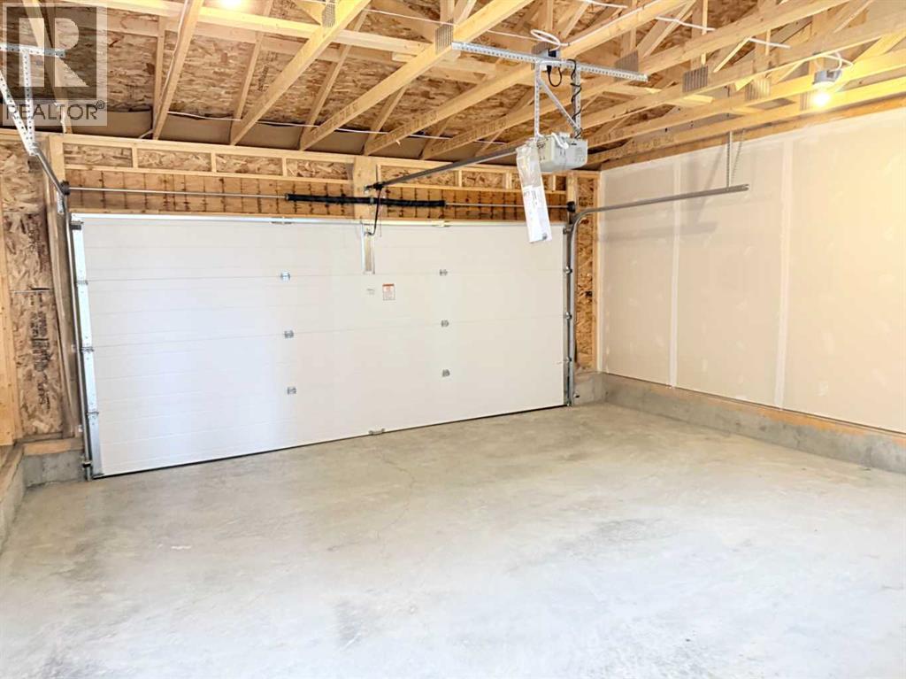 322 Sundown Road, Cochrane, Alberta  T4C 3H2 - Photo 45 - A2193822