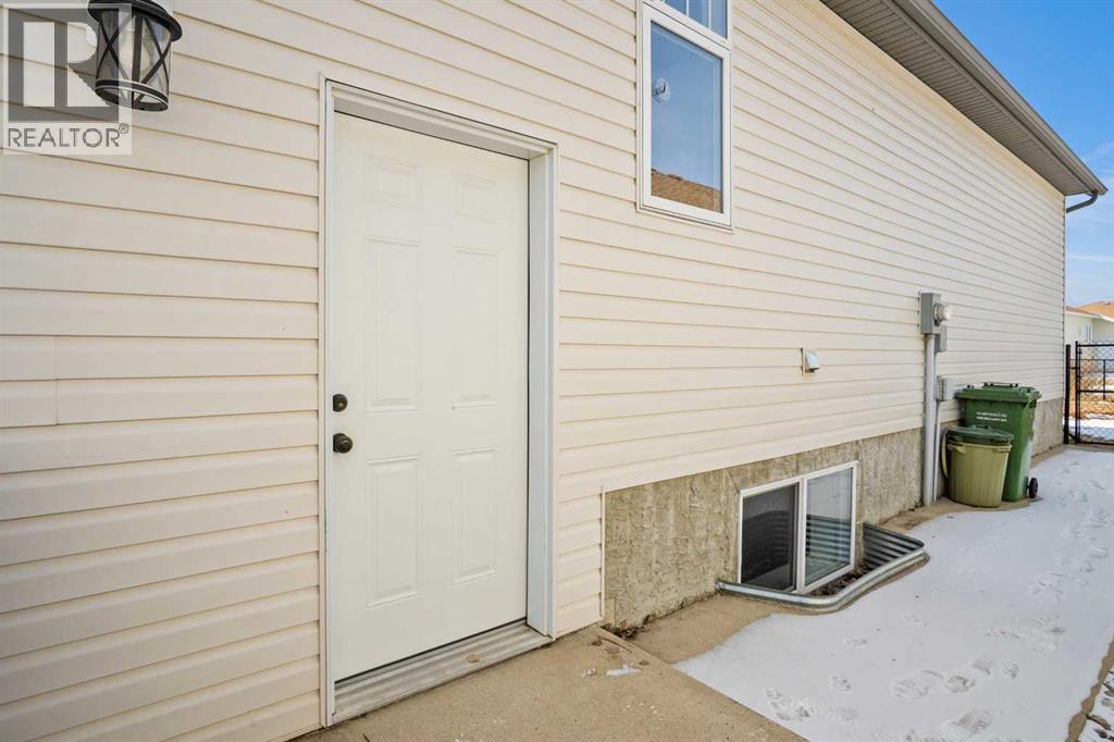 5939 Park Meadows Crescent, Olds, Alberta  T4H 1Y3 - Photo 39 - A2298045