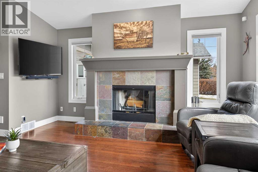 31 Rosetree Road Nw, Calgary, Alberta  T2K 1M8 - Photo 7 - A2301030