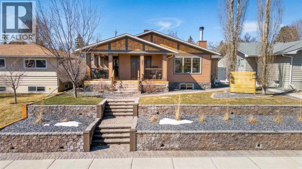 31 Rosetree Road Nw, Calgary, Alberta  T2K 1M8 - Photo 1 - A2301030