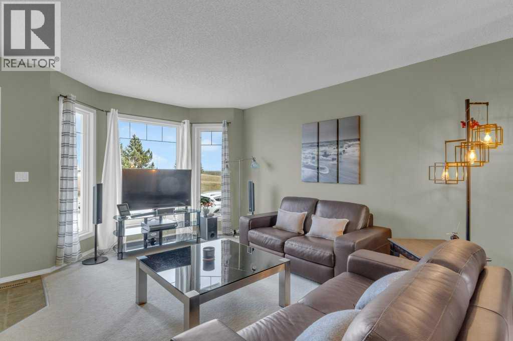 47 Cramond Green Se, Calgary, Alberta  T3M 1J8 - Photo 3 - A2301776