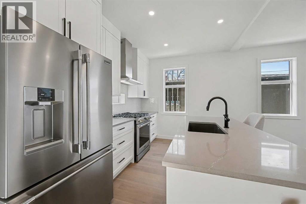 753 Centre Avenue Ne, Calgary, Alberta  T2E 4B6 - Photo 4 - A2302490