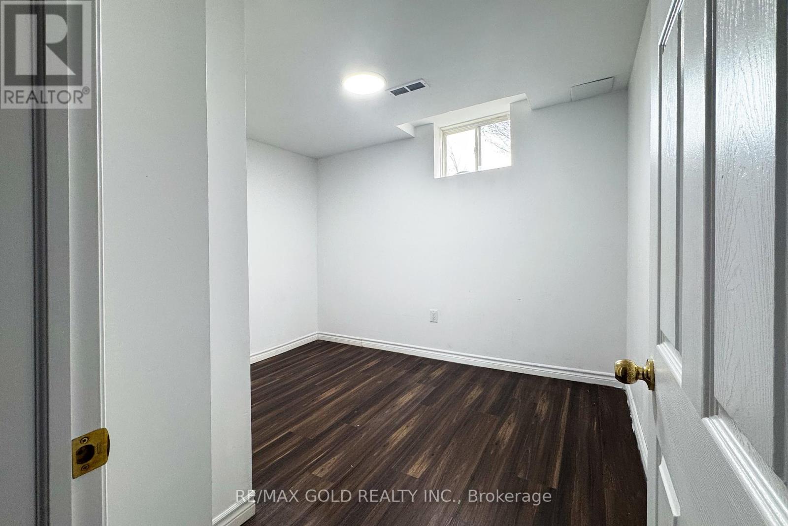 27 Dulverton Drive, Brampton, Ontario  L7A 0P3 - Photo 15 - W13015818