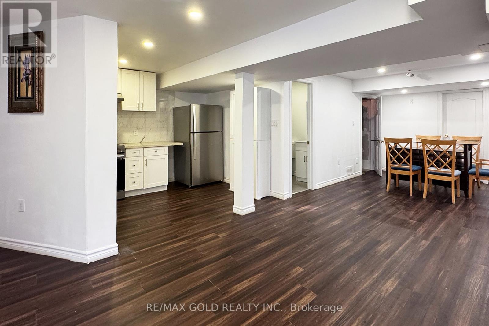 27 Dulverton Drive, Brampton, Ontario  L7A 0P3 - Photo 6 - W13015818