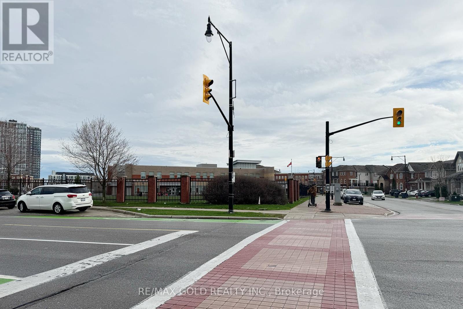 27 Dulverton Drive, Brampton, Ontario  L7A 0P3 - Photo 20 - W13015818