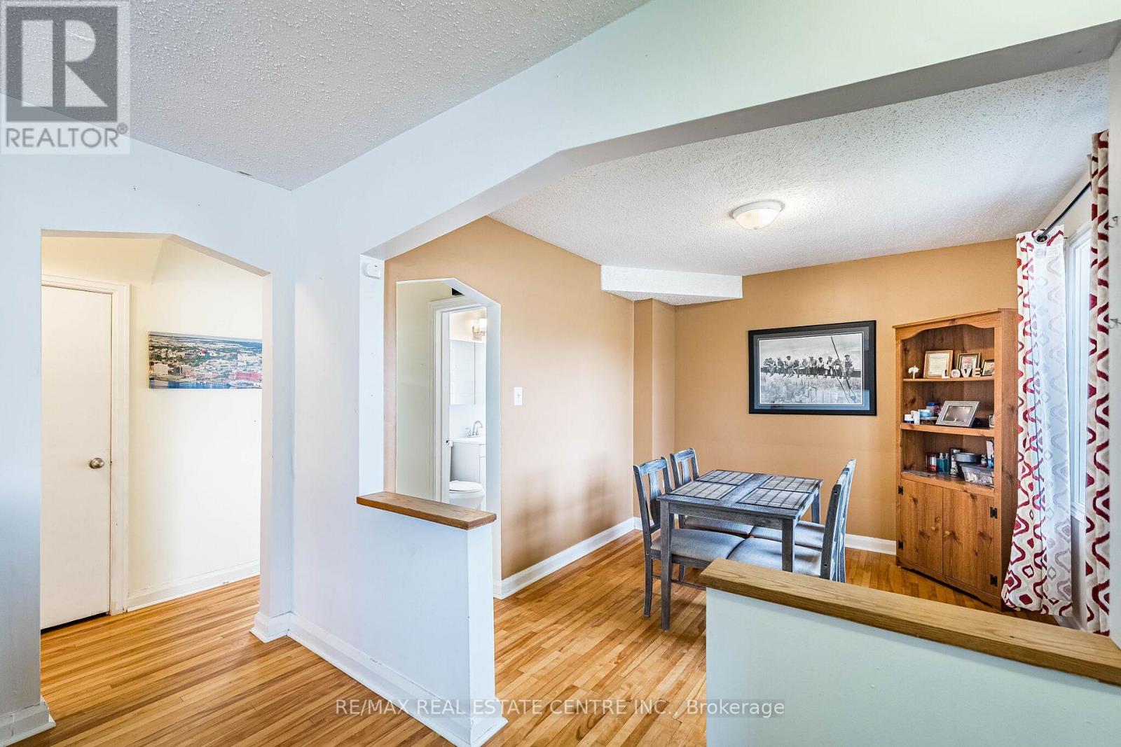 40 Ellis Crescent N, Waterloo, Ontario  N2J 3N4 - Photo 7 - X13016772