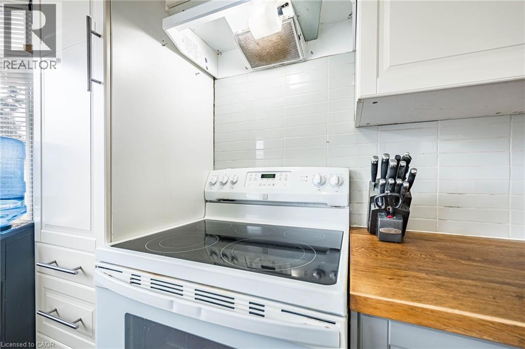 40 N Ellis Crescent N, Waterloo, Ontario  N2J 3N4 - Photo 15 - 40822140